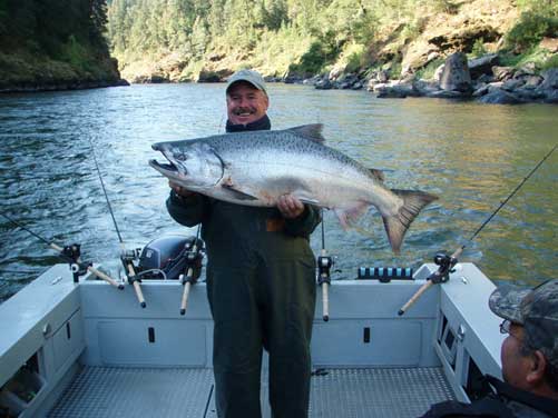 Rogue River Chinook Salmon - Oregon Strong